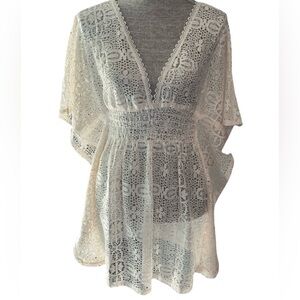 Xhilaration Cream Lace Crochet Swimwear cover-up Small